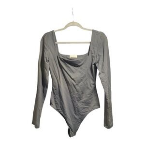 Aritzia Babaton Contour Squareneck Long Sleeve Bodysuit Large Gray